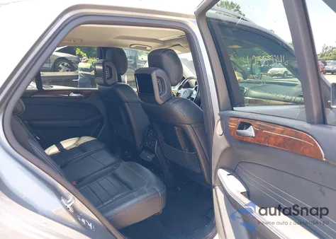 2012 Mercedes-Benz Ml 550 4Matic z USA, uszkodzony, nr VIN 4JGDA7DB3CA013323